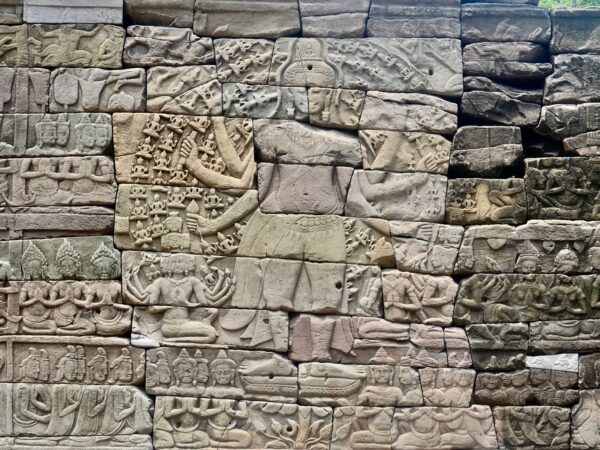 Full Day Tour visit Banteay Chhmar Temple