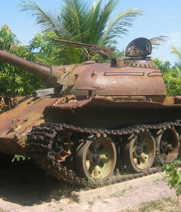 SILK FARM,  WEST BARAY & WAR MUSEUM TOUR