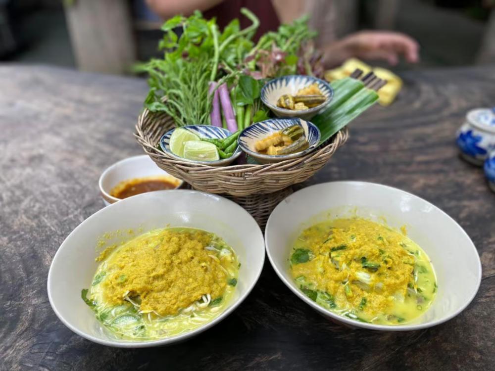 nom banh chok khmer