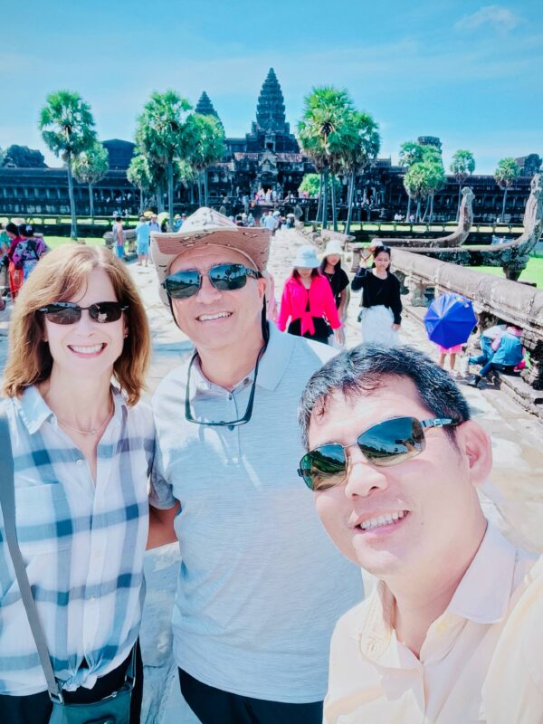 Private Angkor Temples Highlights Tour