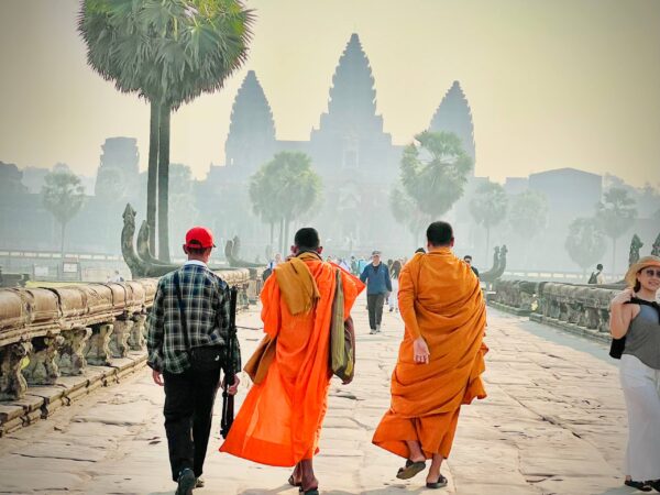 Private Angkor Temples Adventure Tour – Sunrise