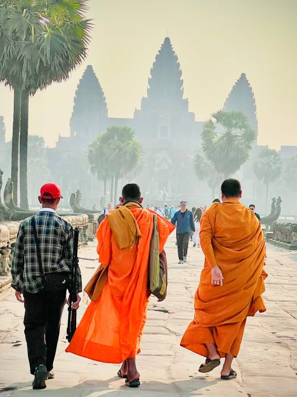 Private Angkor Temples Adventure Tour – Sunrise