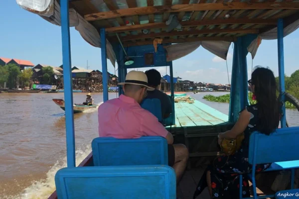 Private Kampong Phluk Floating Village Boat Tour