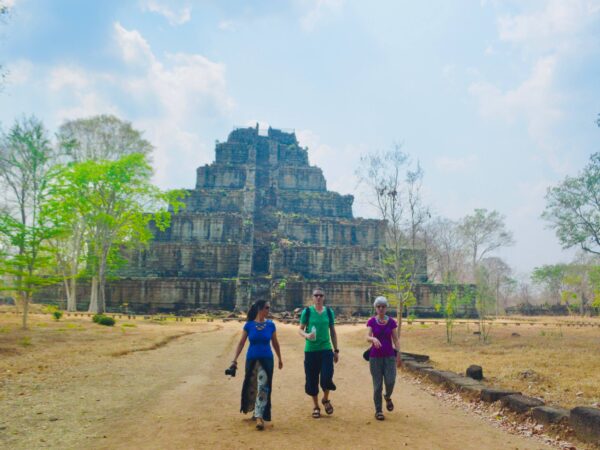 Koh Ker Pyramid & Beng Mealea Jungle Temple Tour